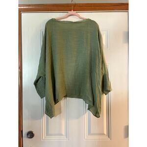 Women’s Boutique Blouse Size Large ee:some Dolman Top With Smocked Cuffs
